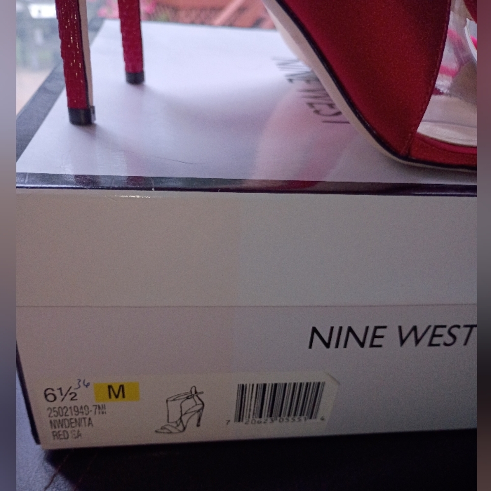 Nine West DENITA OPEN TOE PUMPS  Heels Size 6.1/2.Like New - Picture 8 of 8